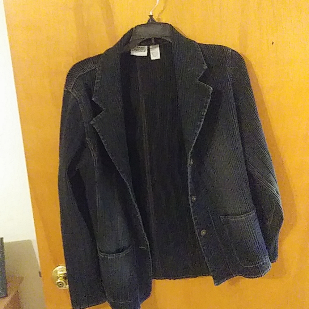Jacket - Picture 2 of 3
